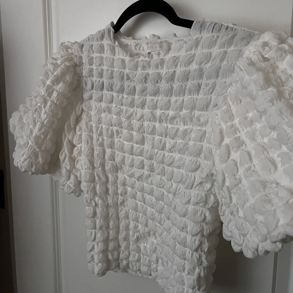 Anthropogie Eri + Ali Textured Puff-Sleeve Top - Picture 6 of 10